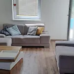 Dom V Skalke Nad Vahom Skalka nad Vahom