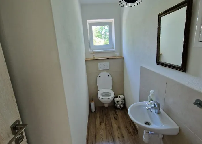 Dom V Skalke Nad Vahom Skalka nad Vahom